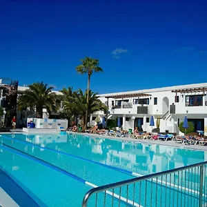 https://plaza-azul.in-canary-islands.com